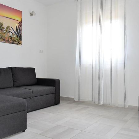 Apartment Meryl Mravince Екстер'єр фото